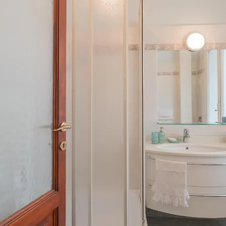 Apartament La Casa Del Golfista By Rent Como